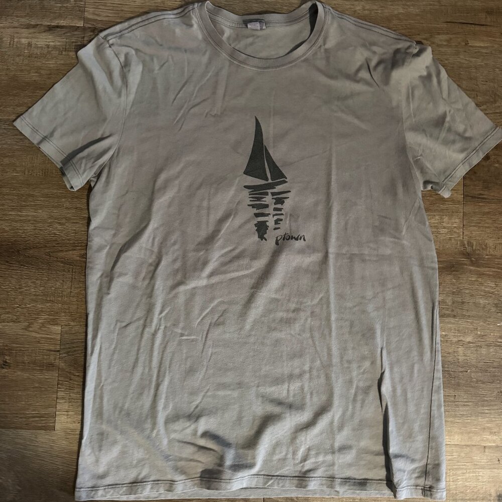 Threadfast Apparel Tee - Short Sleeve Shirt Large